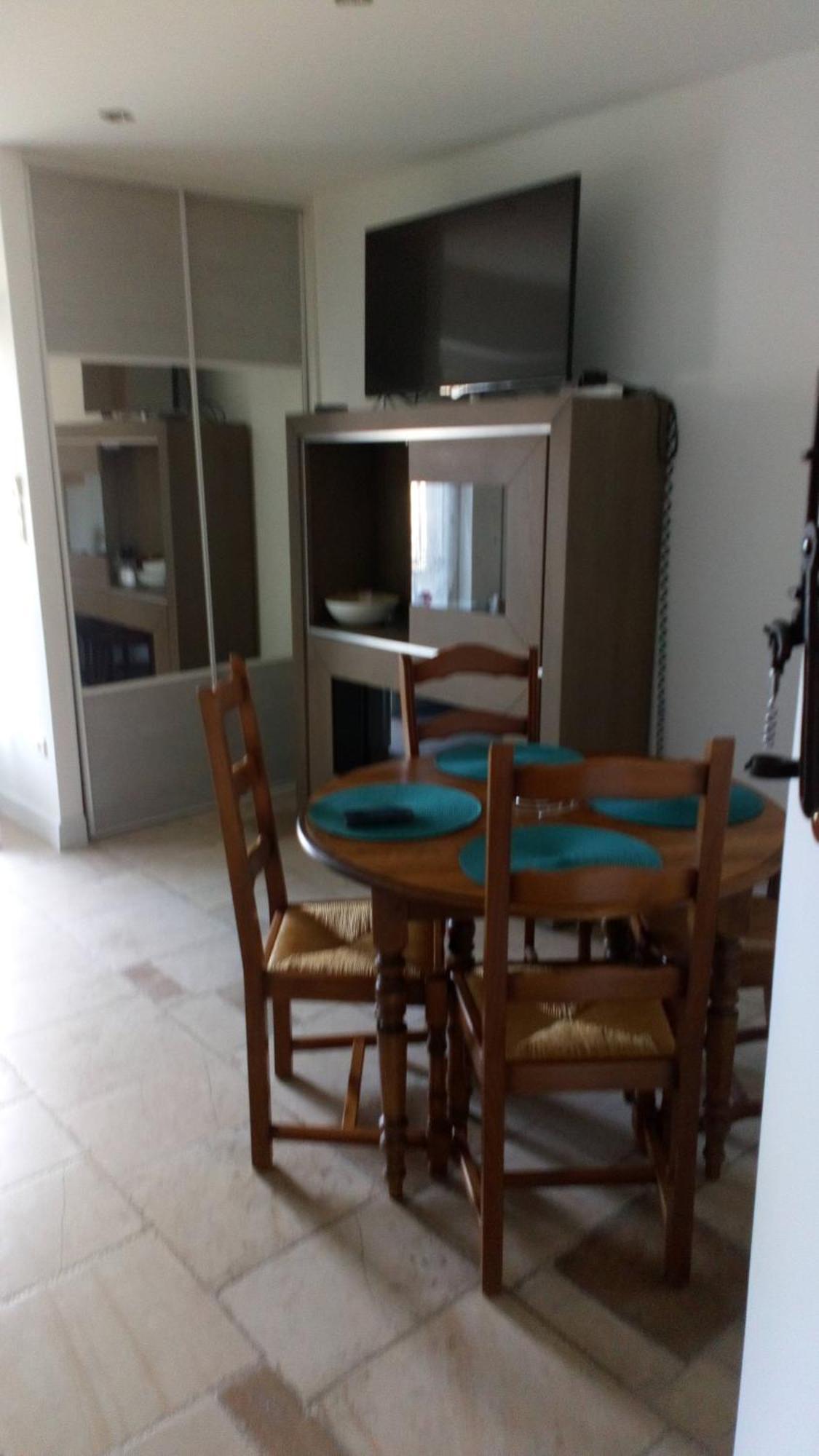Apartamento La Pompelle Pichanges Exterior foto